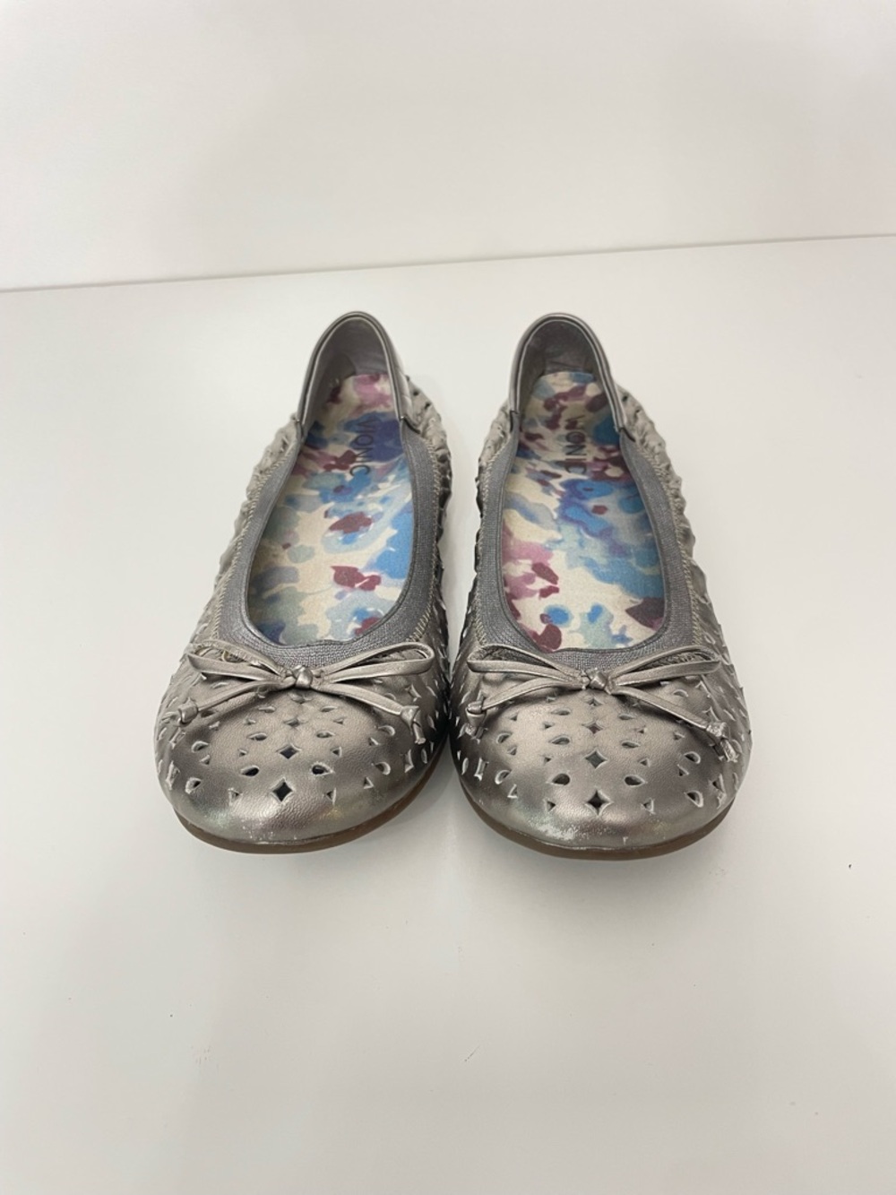Vionic Spark Surin Leather Metallic Silver Ballet Flats Womens 10 Whimsy Fairy